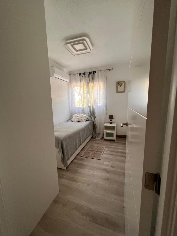 Orihuela Costa 3 Bdr Condo On La Zenia Beach With Patio エクステリア 写真