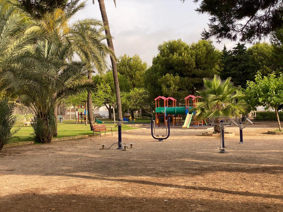 Orihuela Costa 3 Bdr Condo On La Zenia Beach With Patio エクステリア 写真